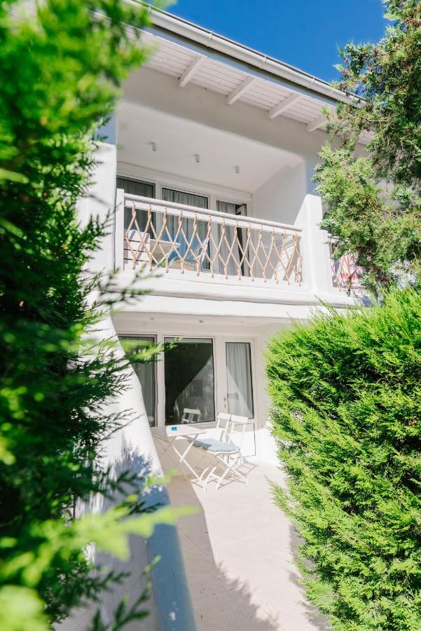 Friends Family Hotel Lozenets Exterior photo