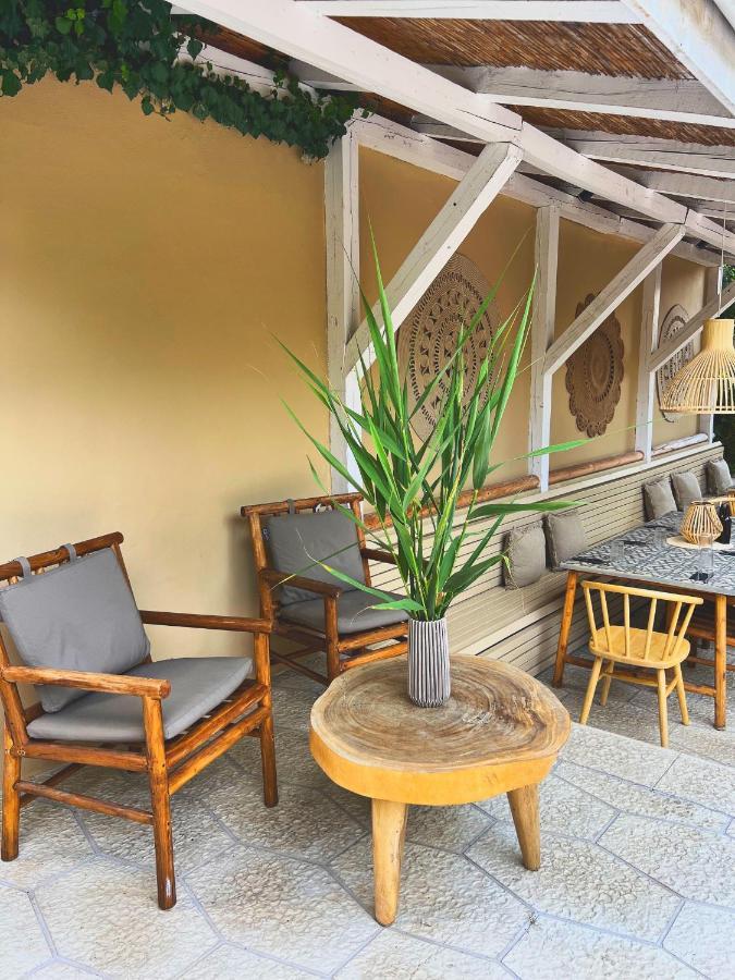 Friends Family Hotel Lozenets Exterior photo
